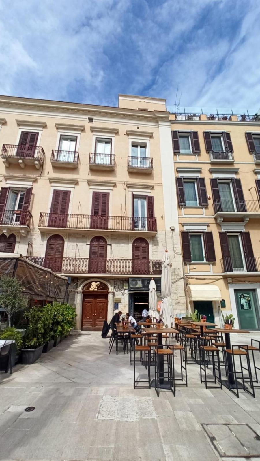 Just Here Apartments - La Mansarda Bari Exterior foto